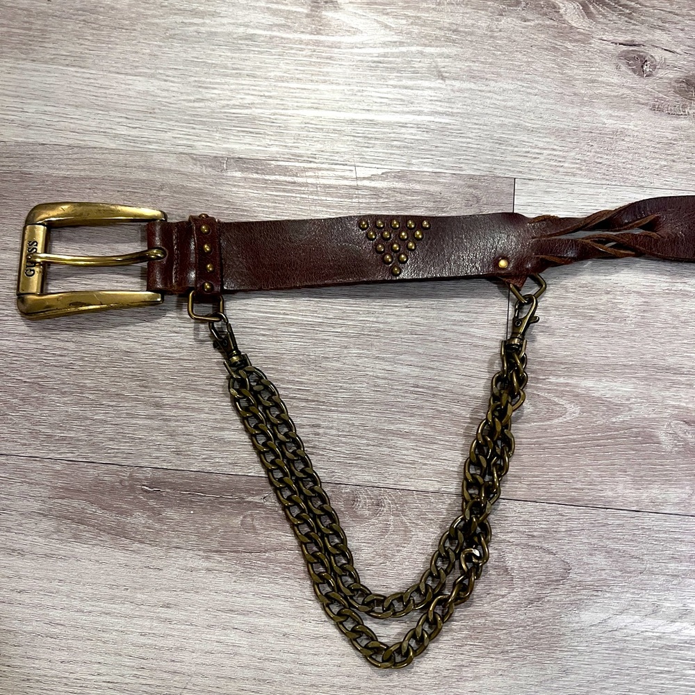 Guess Medium Brown Belt with hanging chain